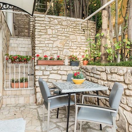 Luxury 1 Bedroom Apartment In Rabac Exterior foto