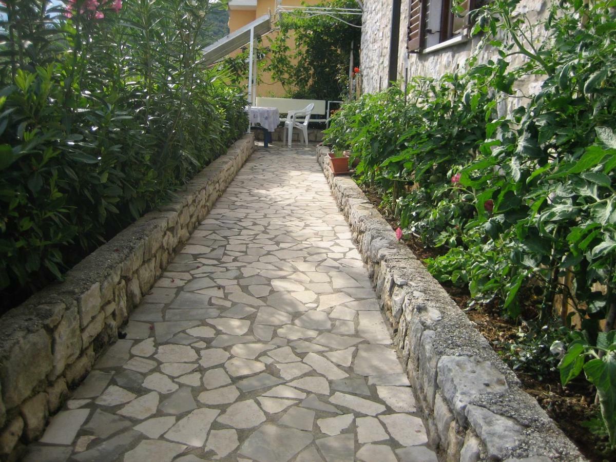 Luxury 1 Bedroom Apartment In Rabac Exterior foto