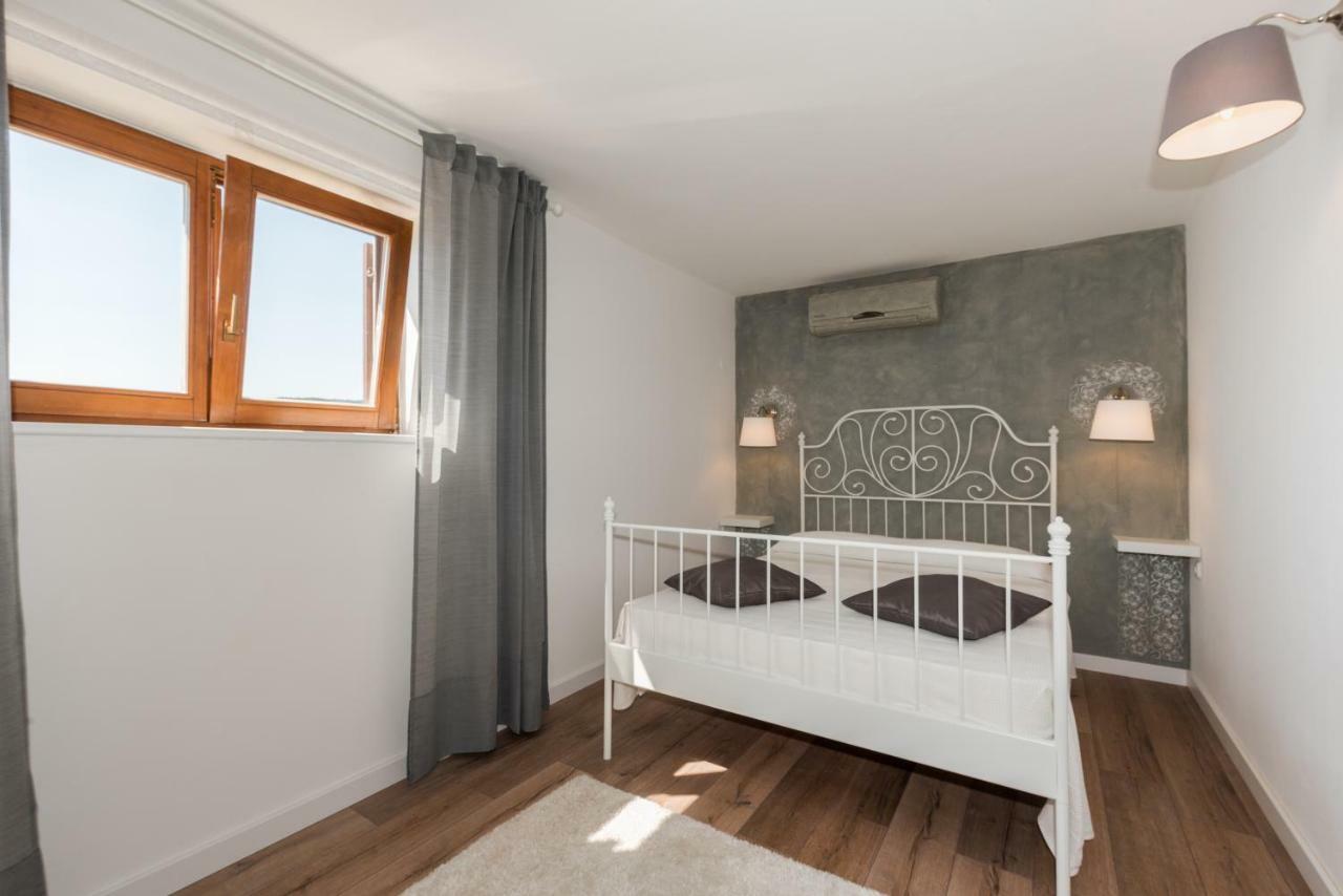 Luxury 1 Bedroom Apartment In Rabac Exterior foto