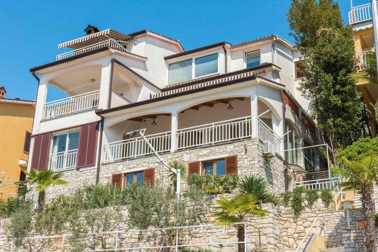 Luxury 1 Bedroom Apartment In Rabac Exterior foto
